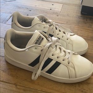 Adidas Women’s Cloudfoam Size 8 Sneakers